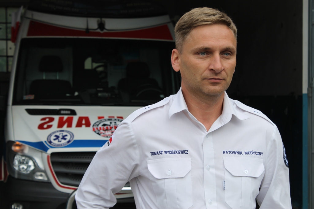 Ratownicy medyczni walczą o podwyżki (WIDEO, FOTO)