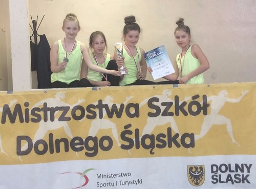 Srebro dla świerzawskich uczennic