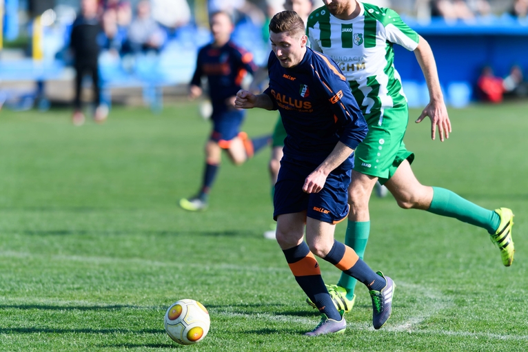 Walka o IV ligę wciąż trwa, Czarni i Konfeks strącą faworytów?