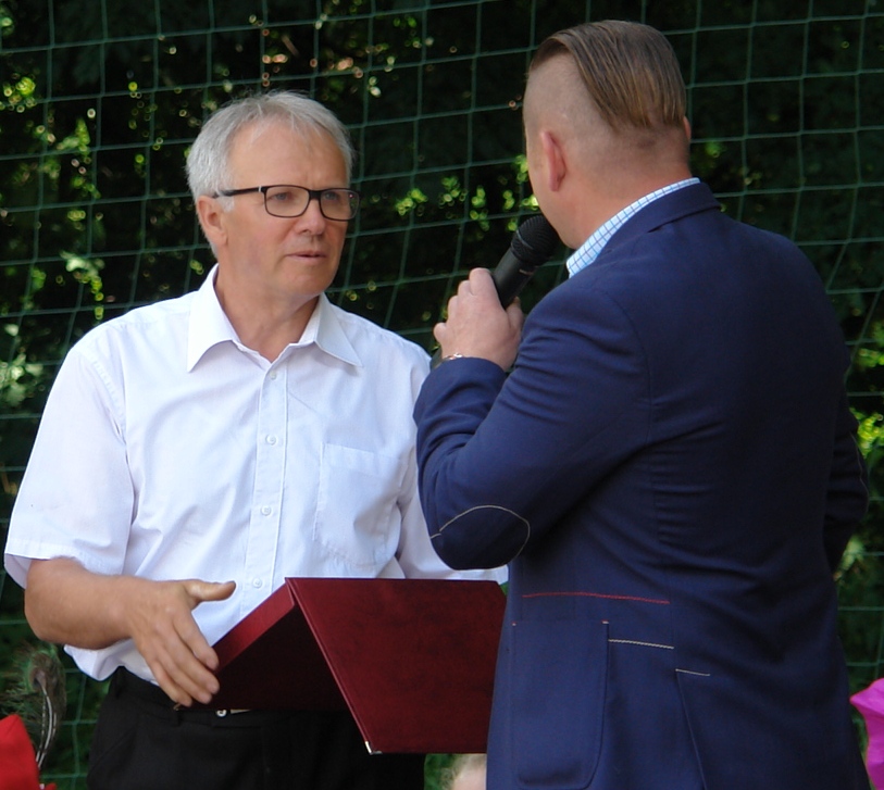 Boisko w Księginicach z imieniem legendy sportu