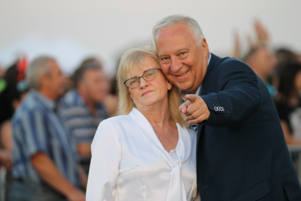 Niekiepska trzydniówka na lotnisku (FOTO, WIDEO)