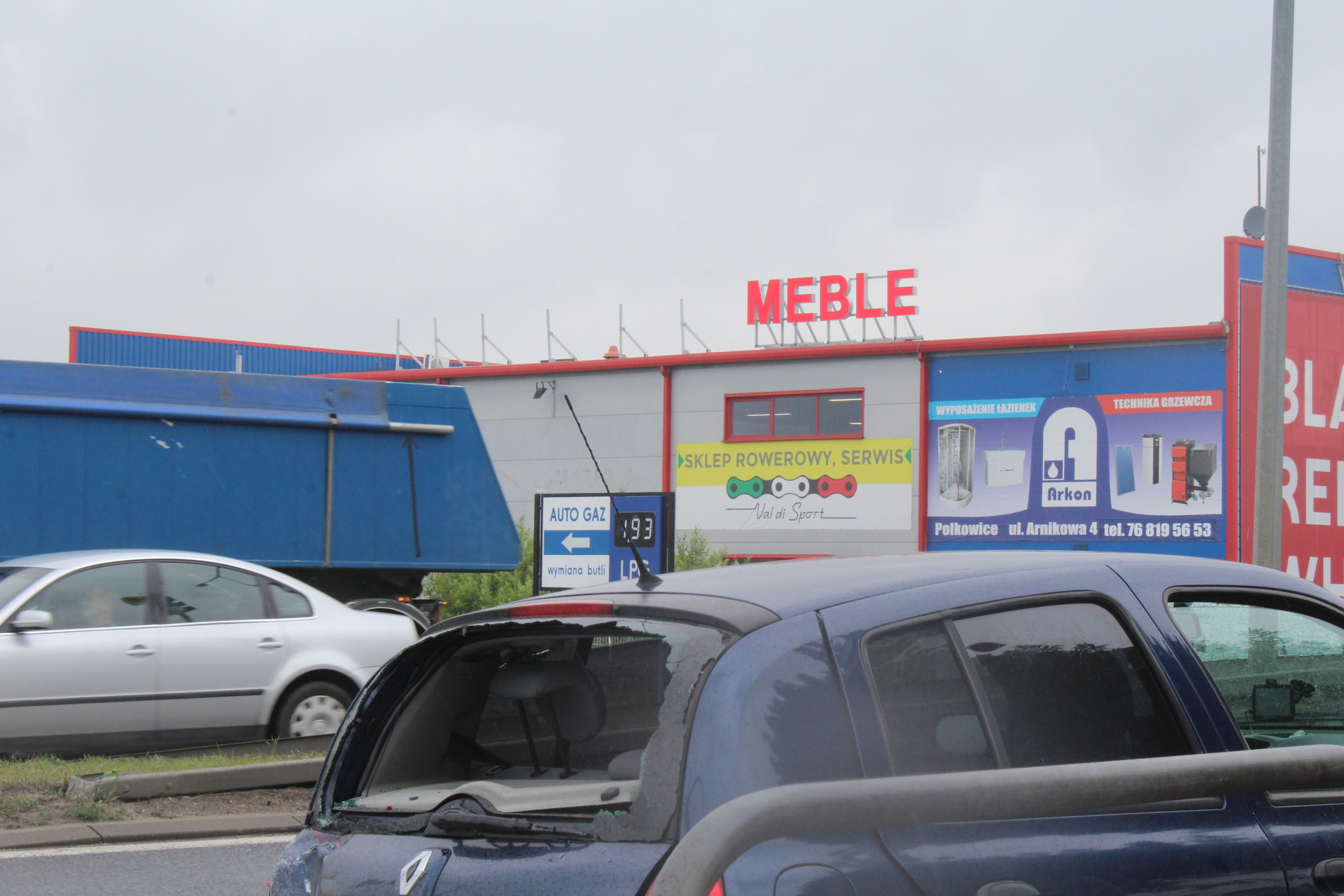 Potrącona legniczanka walczy o życie