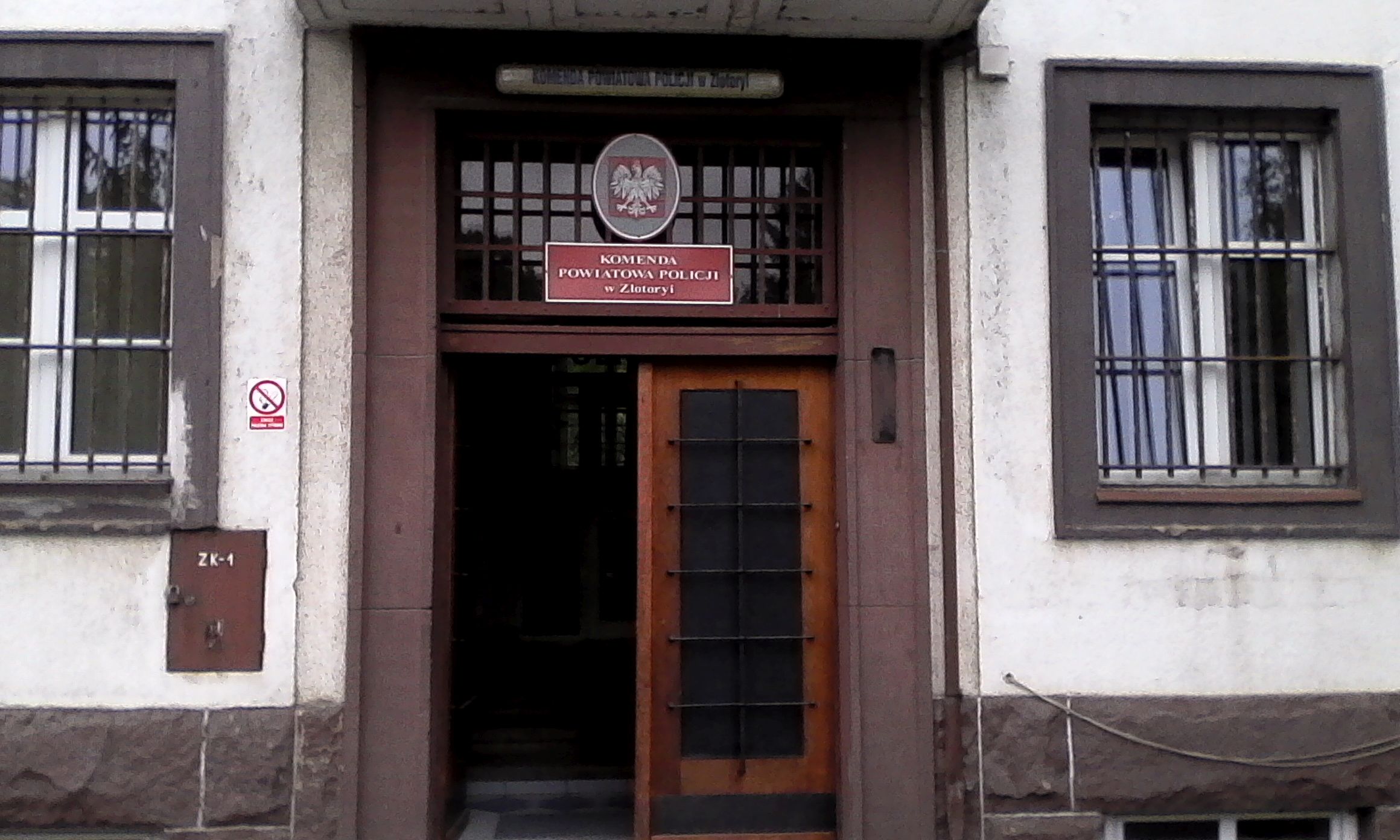 Okradł ciężarówkę na postoju. Szuka go policja!