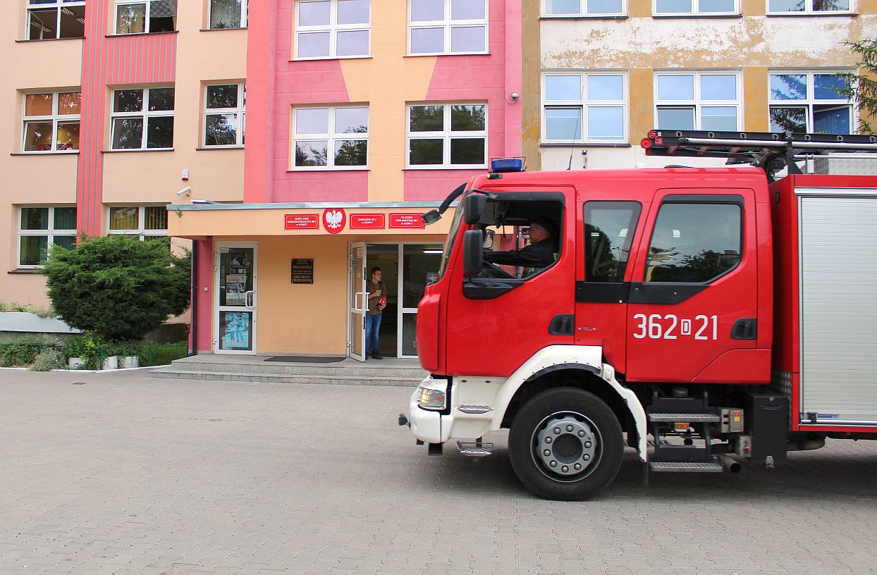 Ewakuacja po pierwszym dzwonku