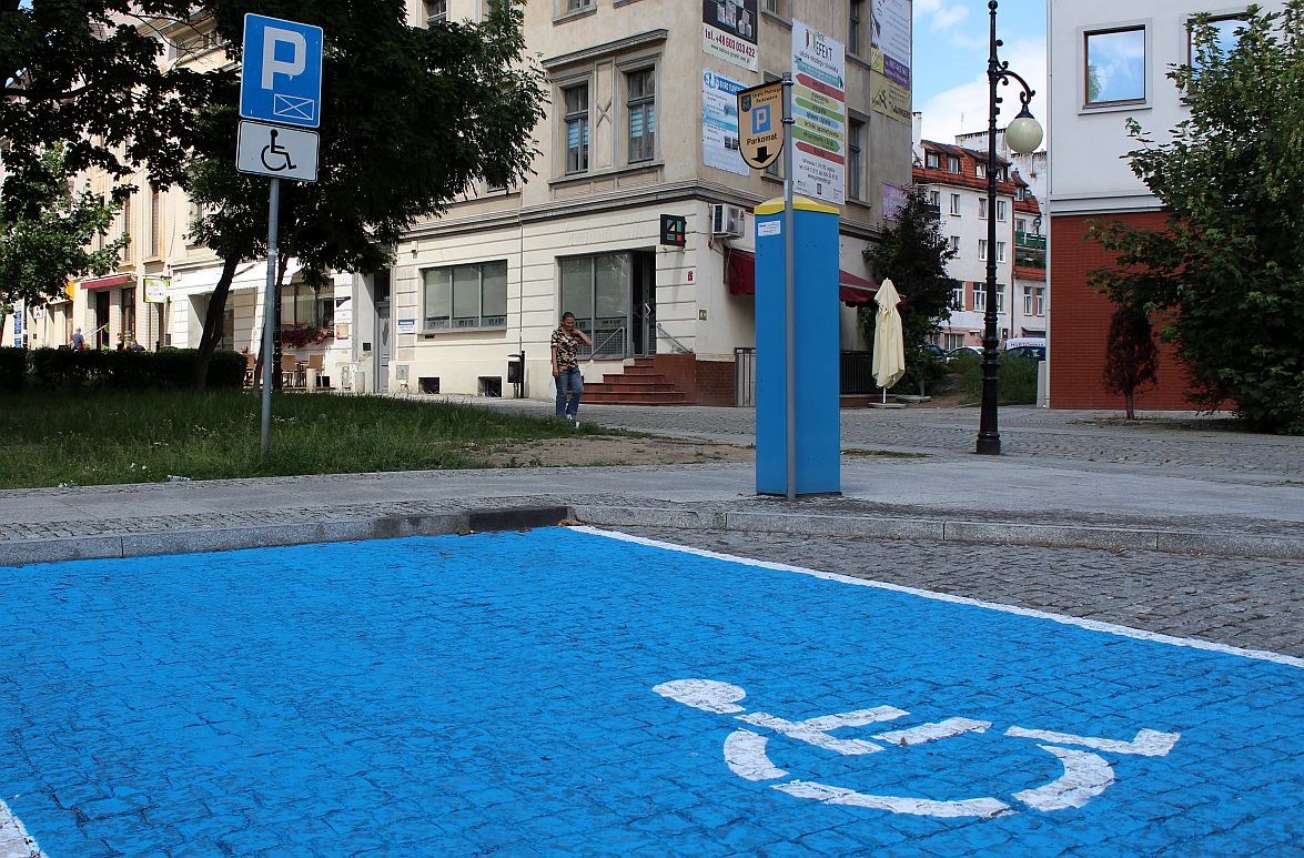 Wkrótce za parking w Legnicy zapłacisz kartą