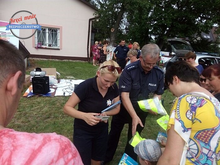 Coś ważnego kręciło ich na Parafiadzie