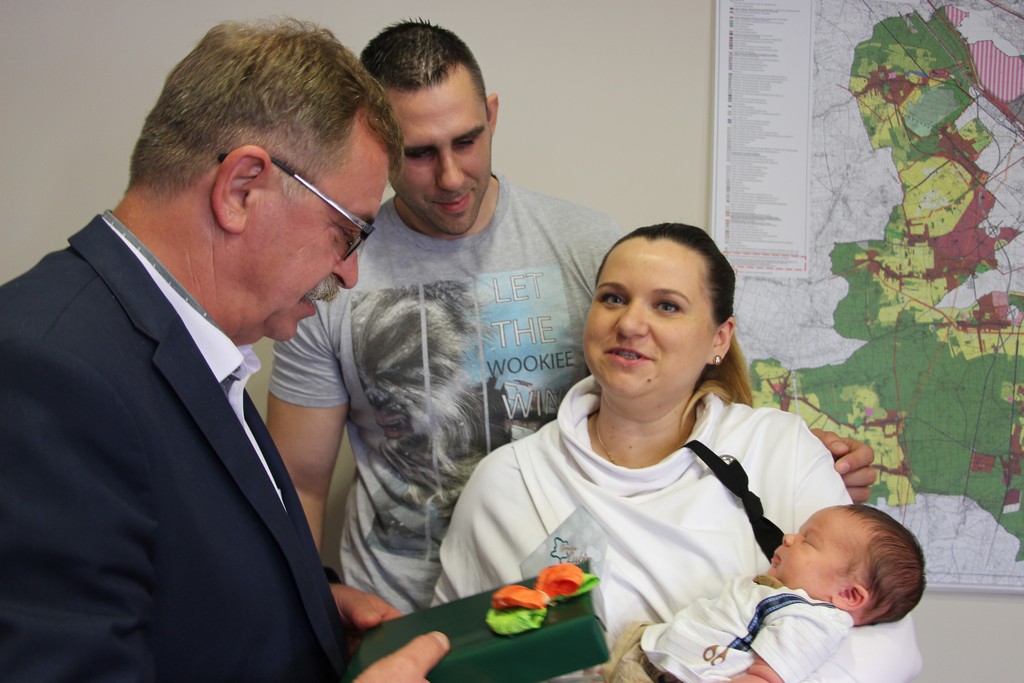 Gmina Lubin przywitała „okrągłego” mieszkańca