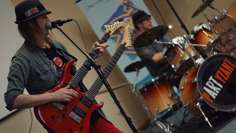 Gitarowa terapia w Głogowie (FOTO)