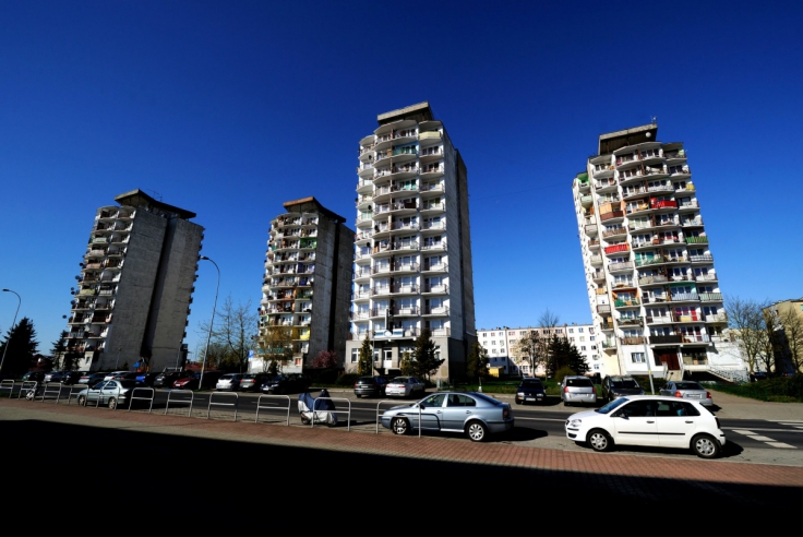 Śledzi ich aż 100 kamer