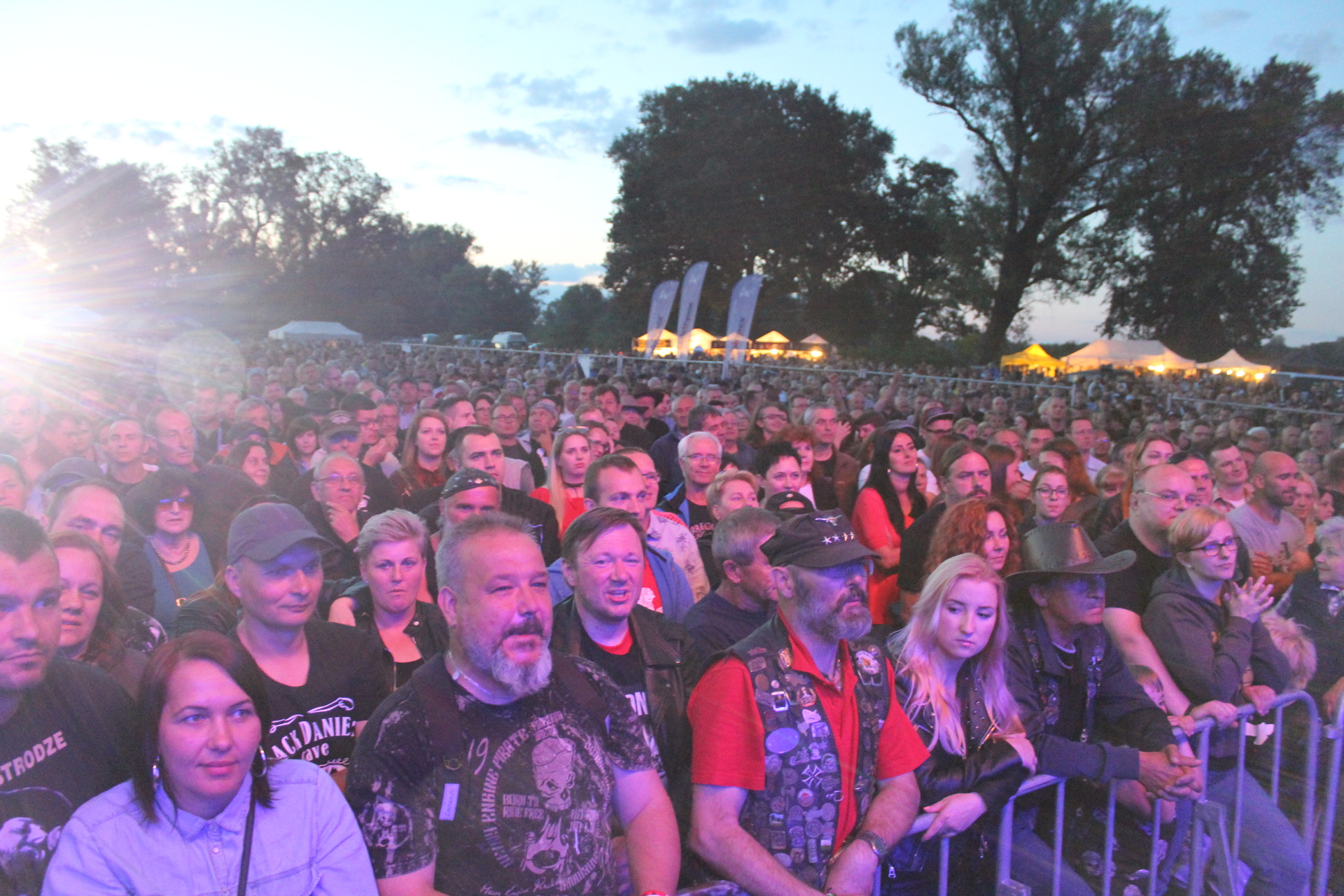 Tysiące na koncercie Dżemu