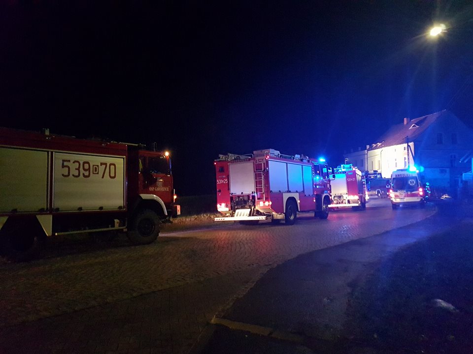 Krnąbrny lokator utrudniał akcję gaśniczą