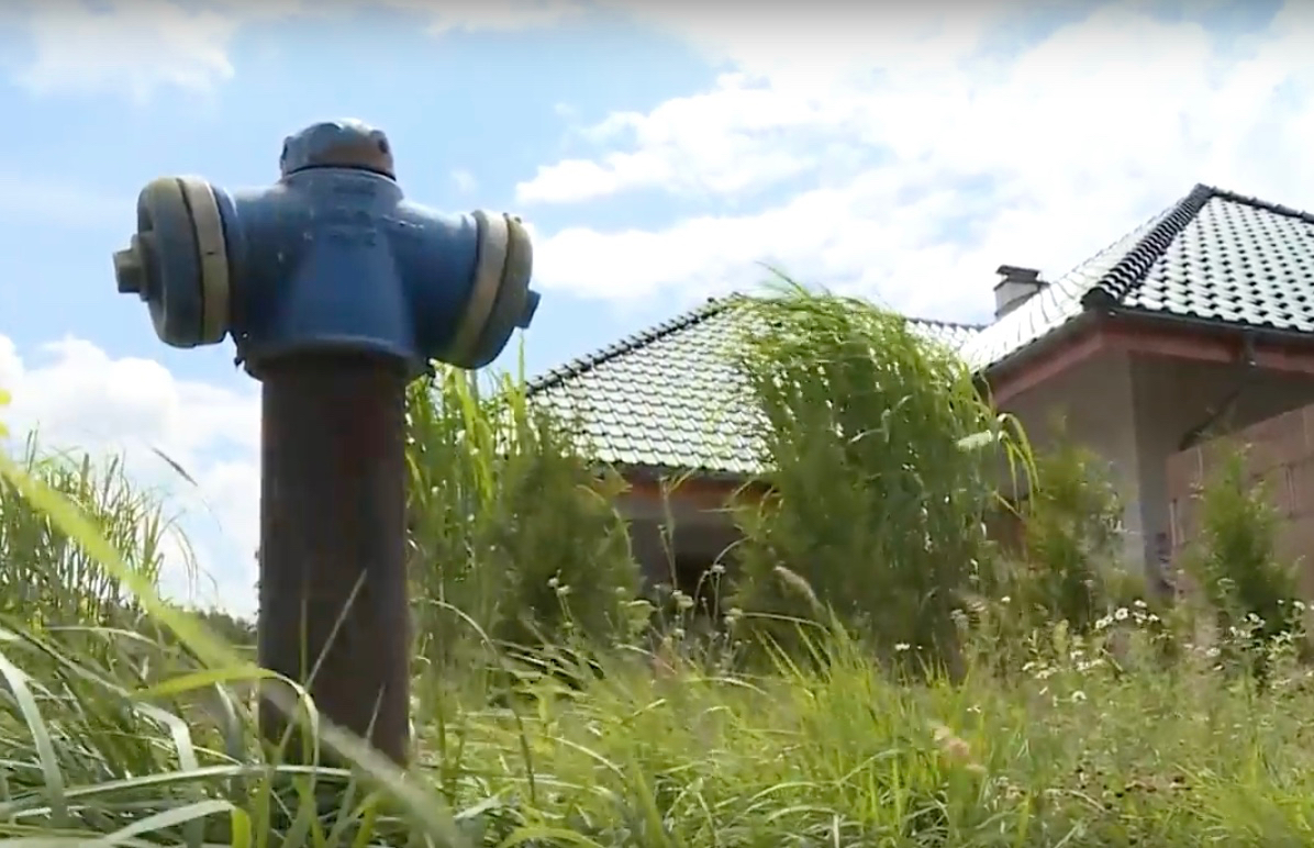 Podlegnickie osiedle jak z „Alternatywy 4” (WIDEO)