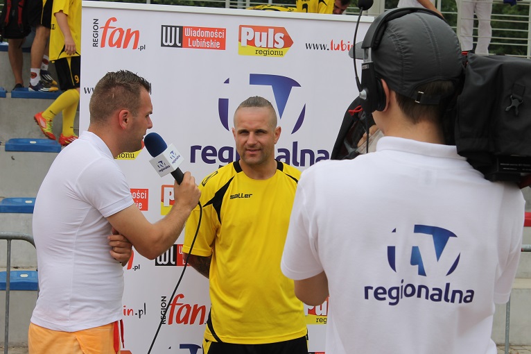 Piłkarskie emocje na żywo w TVRegionalna.pl