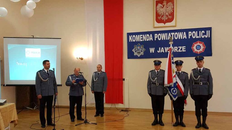 Awanse, podziękowania i odznaczenia