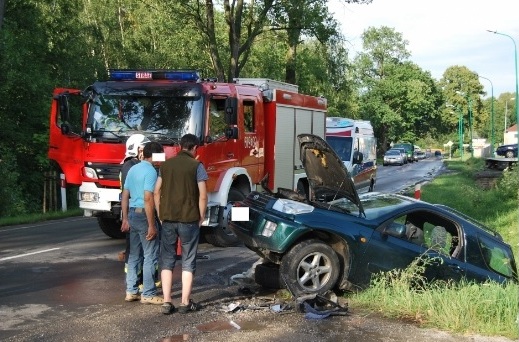 Groźnie na drogach. Kolizja w Złotoryi