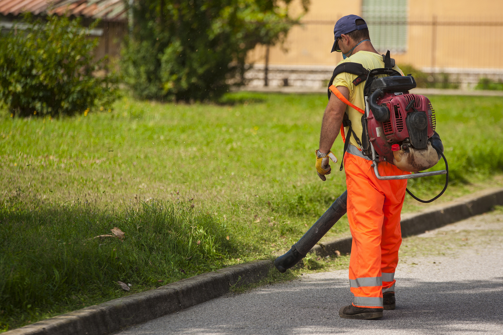 Pierwsi chętni do odpracowania zaległości czynszowych