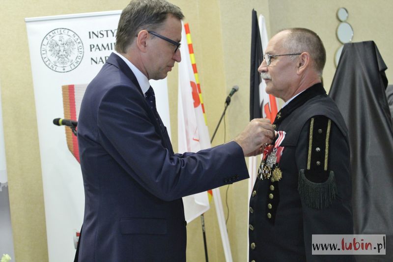 Krzyże Wolności i Solidarności za walkę z reżimem (WIDEO)