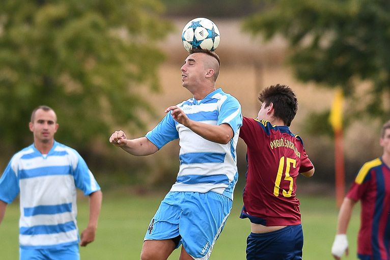 Pogoń ograła Dębowych (FOTO)