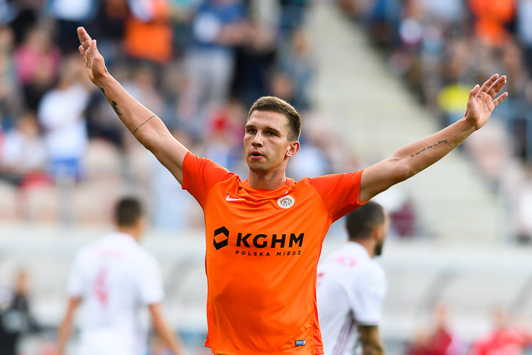 Miedziowi ograli Wisłę. Mamy lidera!