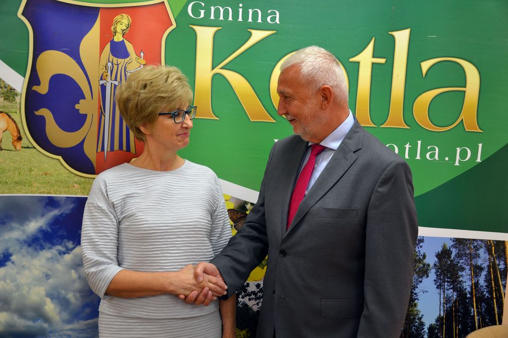 W Kotli radni odwołali skarbnika gminy. Nowy już jest (FOTO)