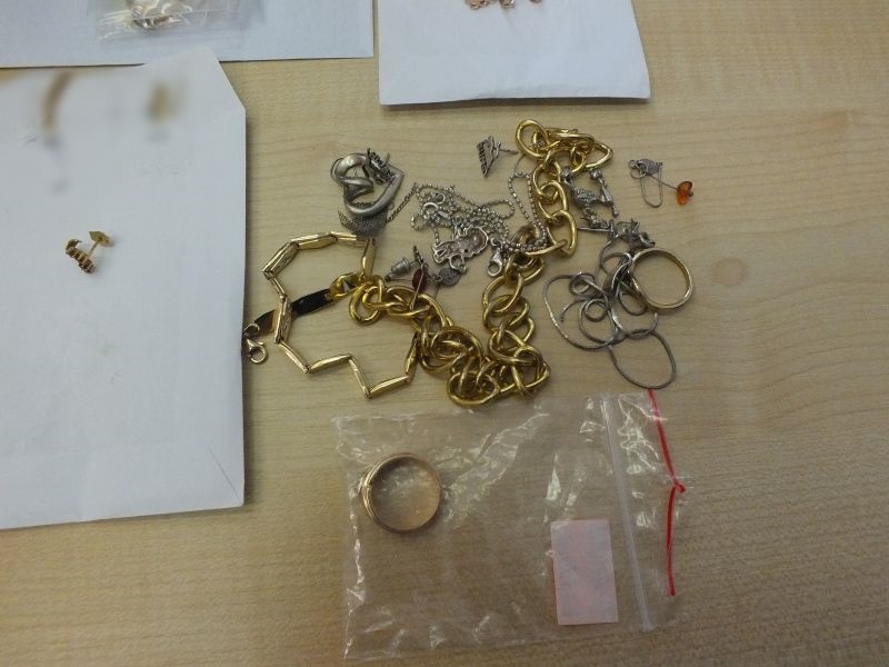 Ukradł biżuterię wartą 25 tys. zł