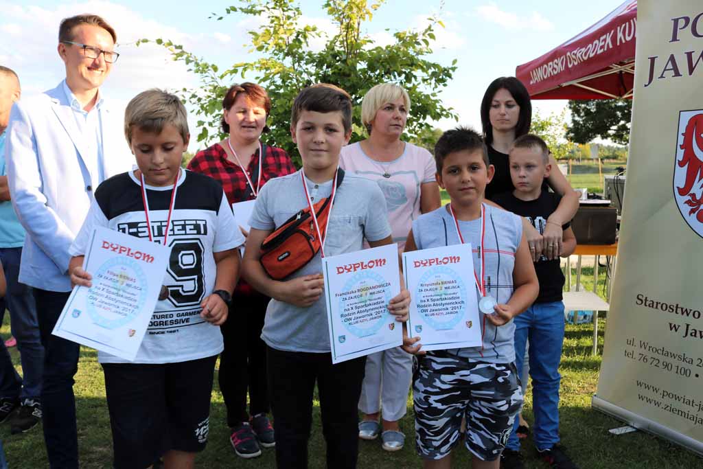 Abstynenci imprezowali (FOTO)