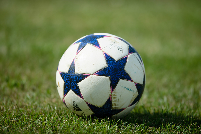 Stępiński odpiera ataki czołówki