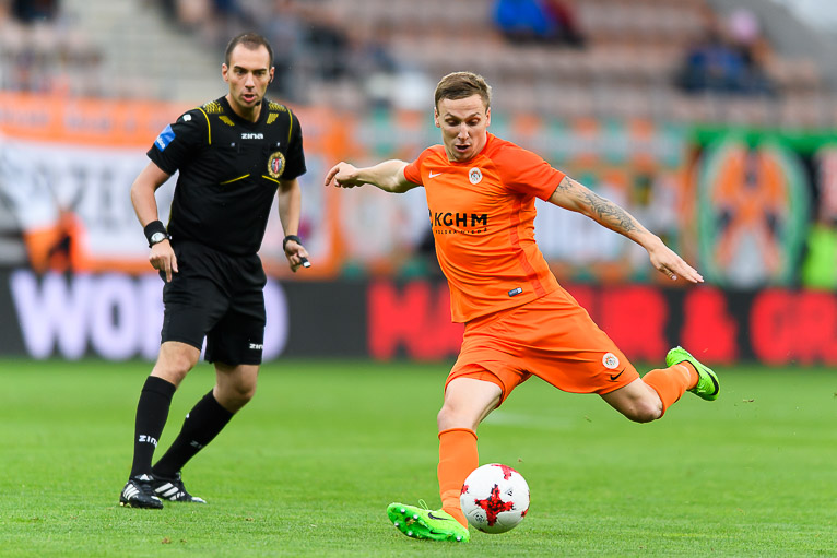 3 punkty wisiały w powietrzu