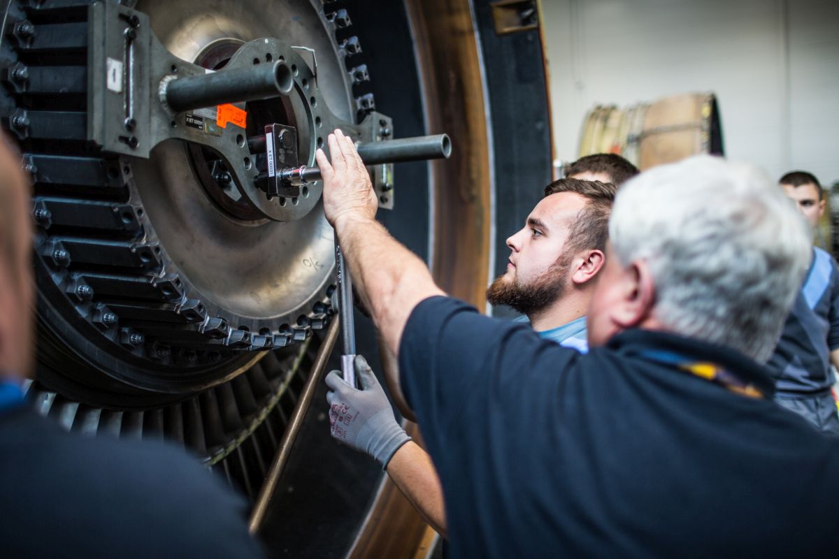 XEOS szkoli już personel