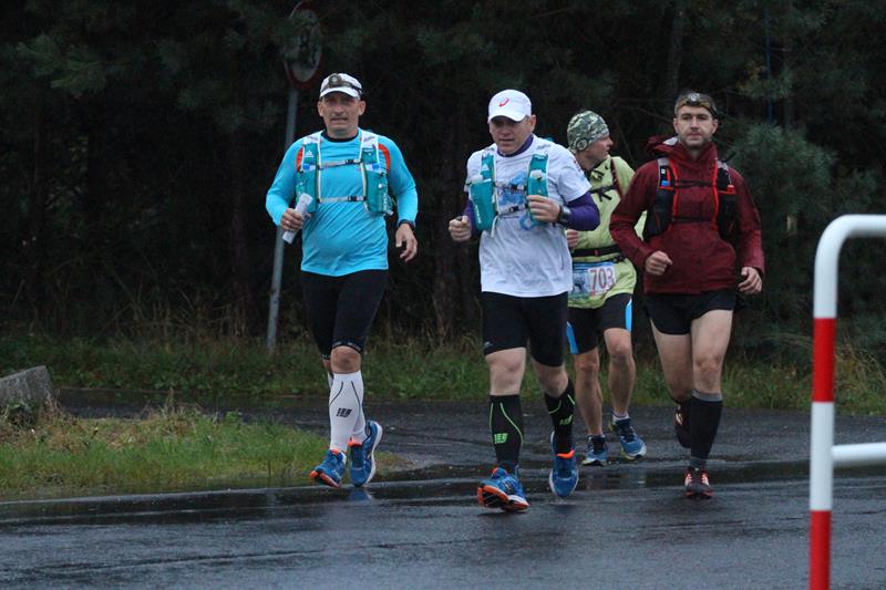 Deszczowy start Dookoła Lubina