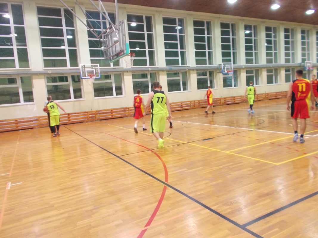 Złotoryjscy koszykarze na remis ze Świdnicą (FOTO)