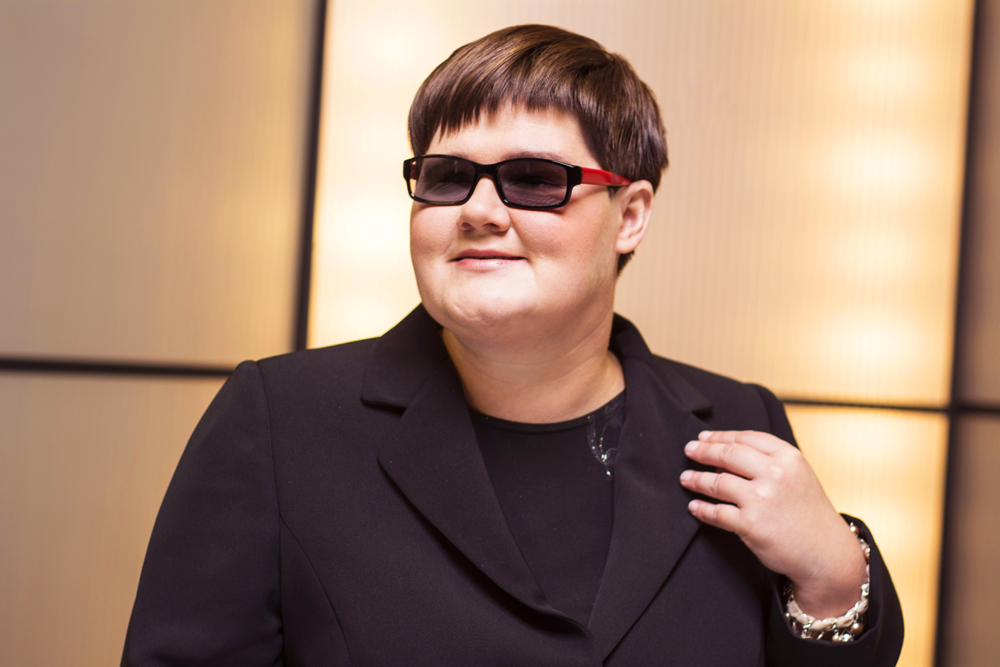 Niewidoma wokalistka widzi muzykę