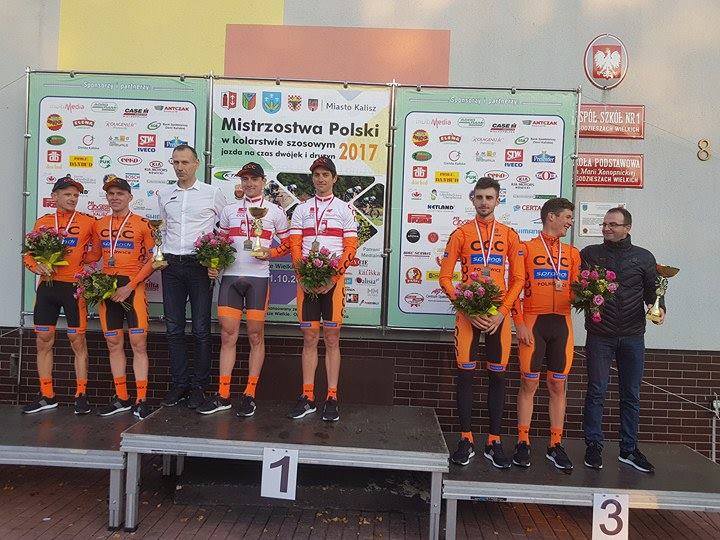 „Pomarańczowi” bezkonkurencyjni na mistrzostwach Polski