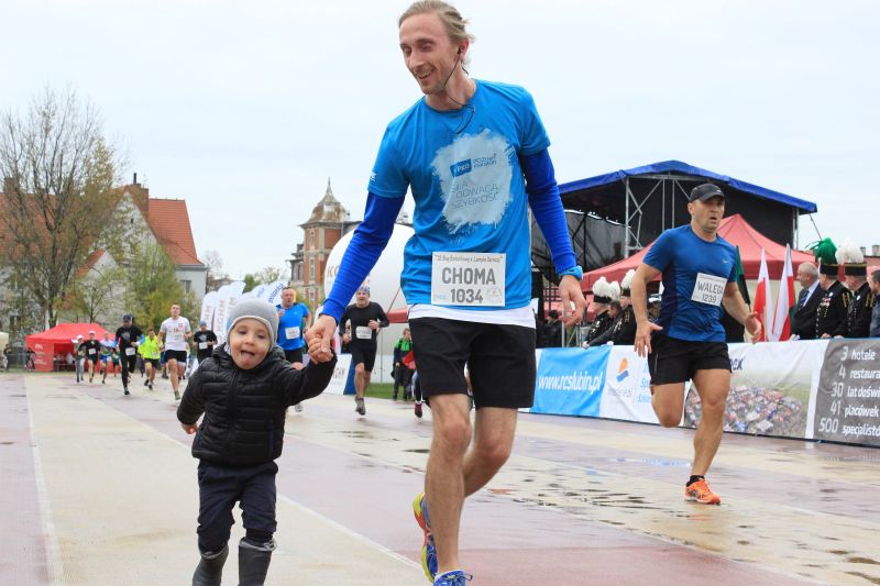 Bieg zdominowany przez Kenijczyków (WIDEO, FOTO)