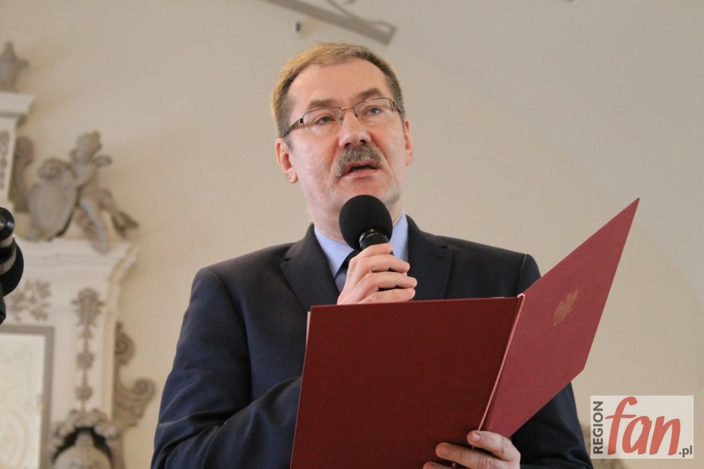 Kurator znów zaśpiewał nauczycielom (FOTO, WIDEO)