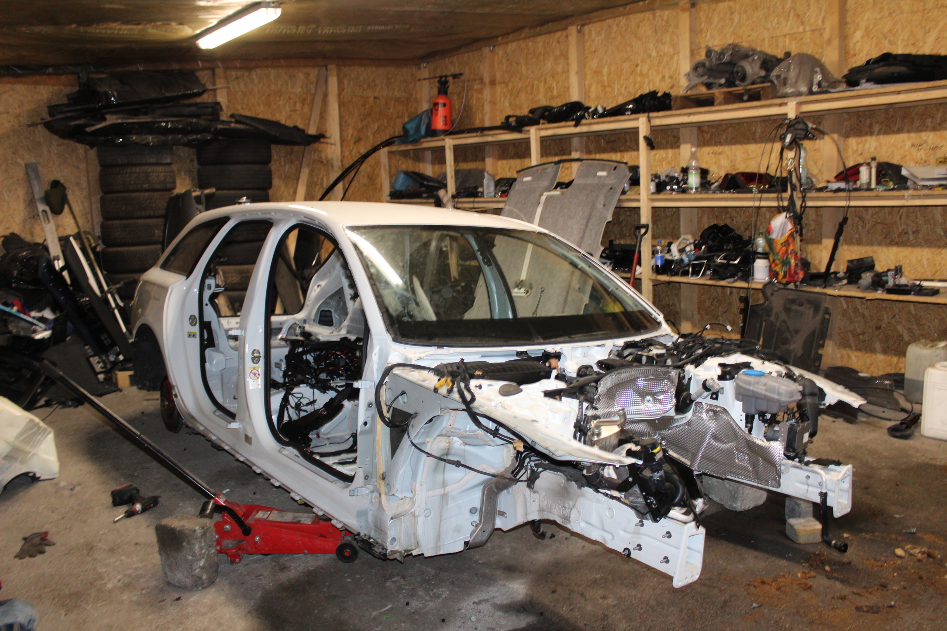 Niemieckie audi odnalezione pod Legnicą (FOTO, WIDEO)