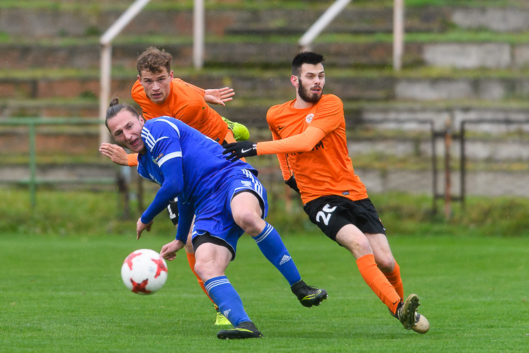 Trzecioligowe derby dla rezerw Miedzi! (FOTO)