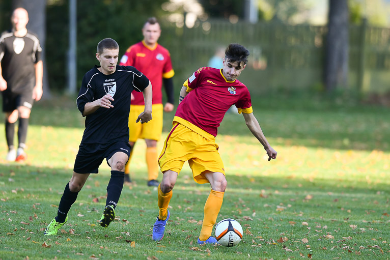 Pewna wygrana KS Legnickie Pole (FOTO)