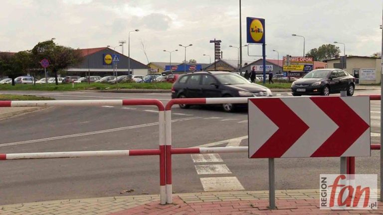 Powstanie pierwsze w mieście rondo (WIDEO)