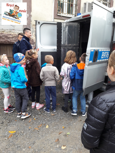 Dzieci z wizytą na komendzie (FOTO)