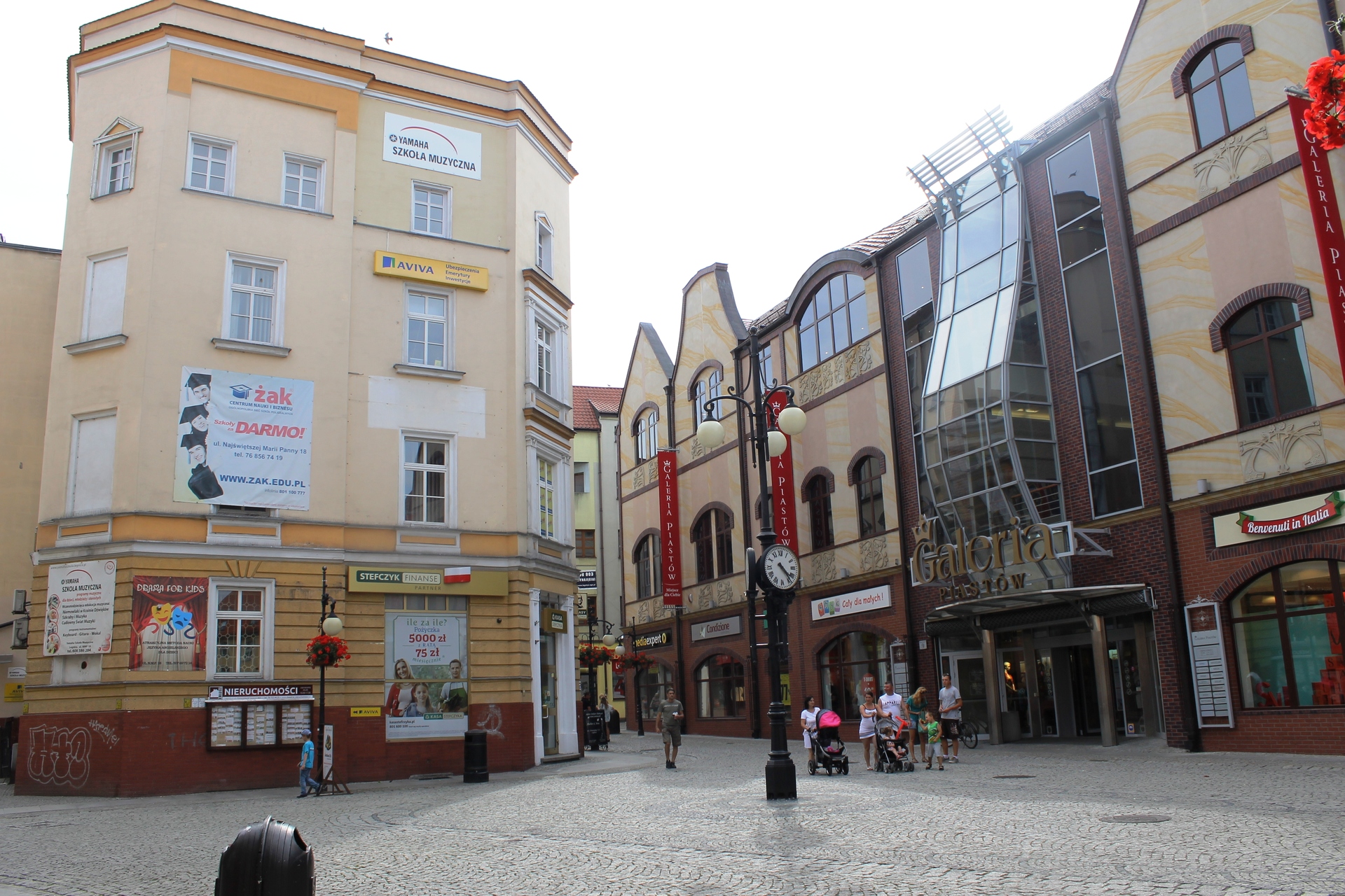 Walczą o niedzielny handel