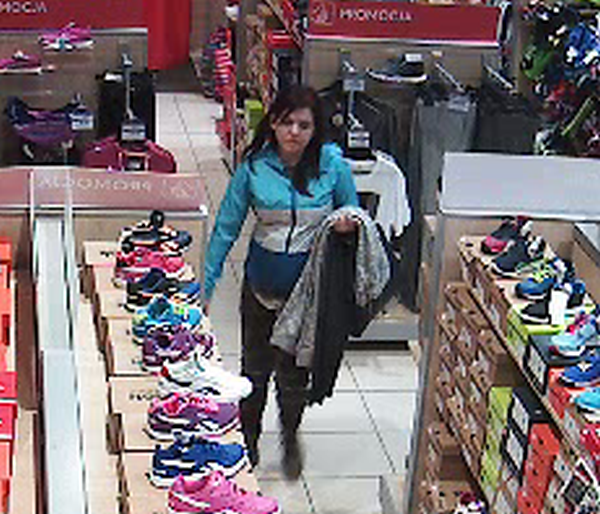 Mogły ukraść odzież. Szuka je policja