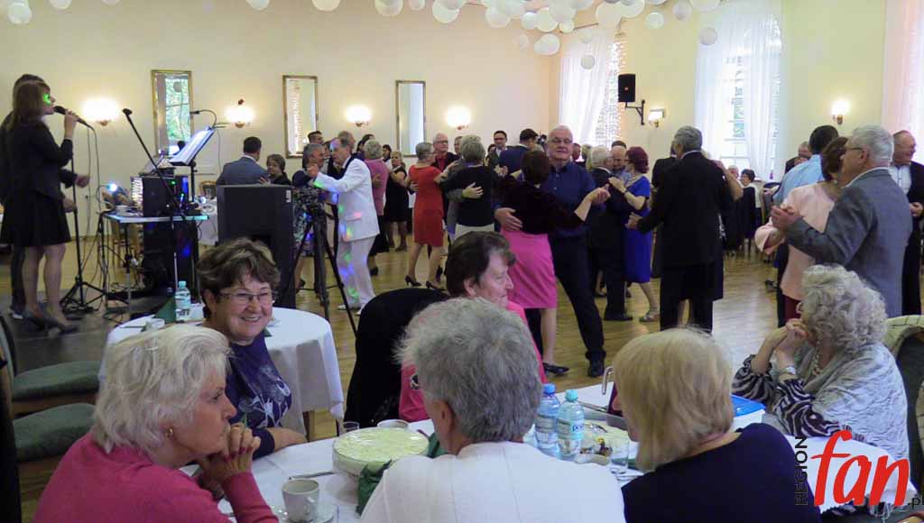 Seniorzy pokazali, jak się dobrze bawić