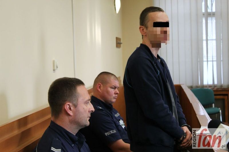 Zabójca wciąż okazuje zazdrość (FOTO, WIDEO)