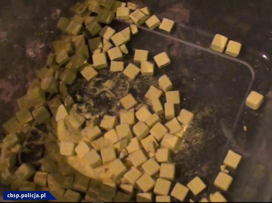 Fabryka ekstazy mogła wyprodukować 25 tys. tabletek!