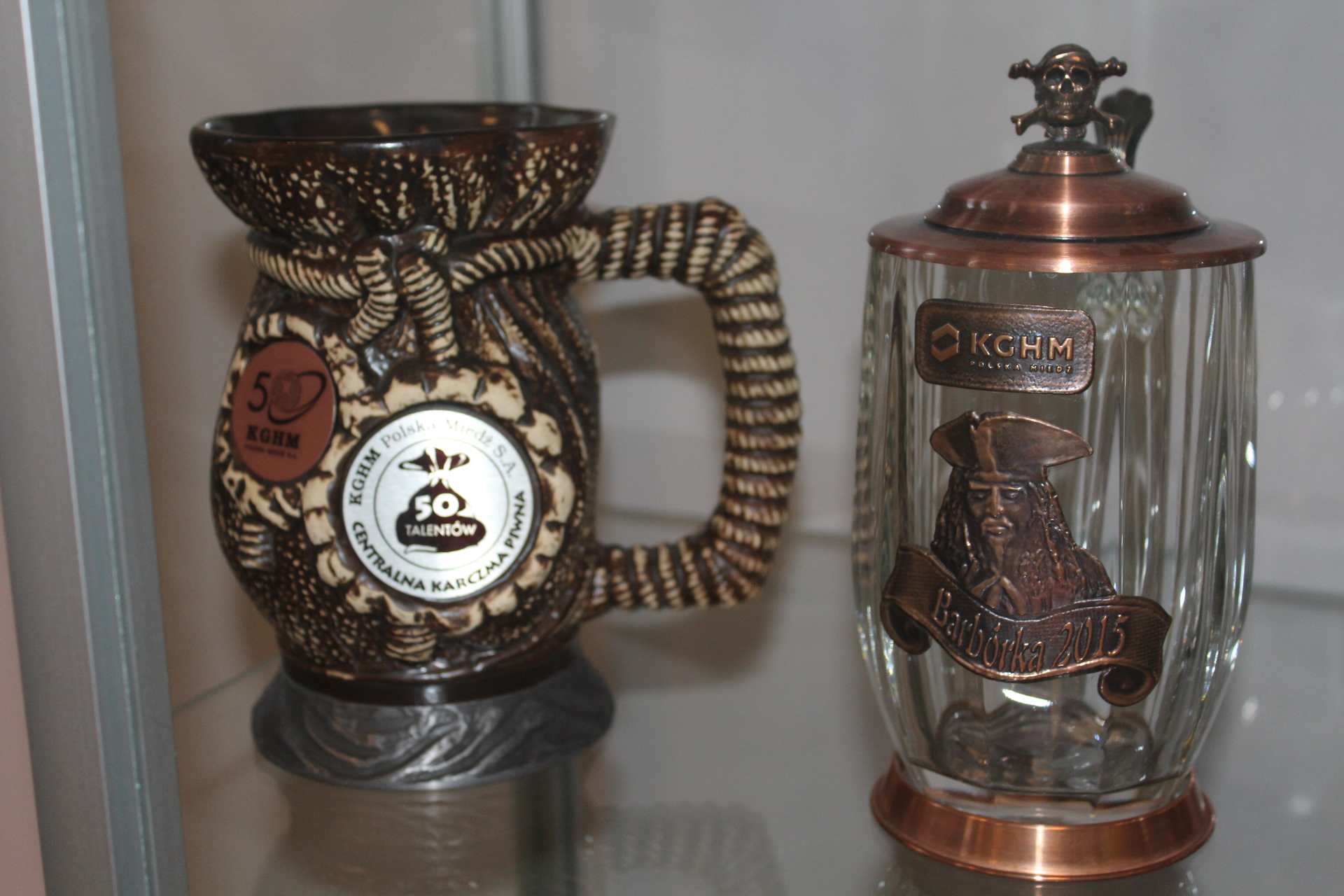 Tradycja górnicza na kuflach pisana (FOTO)