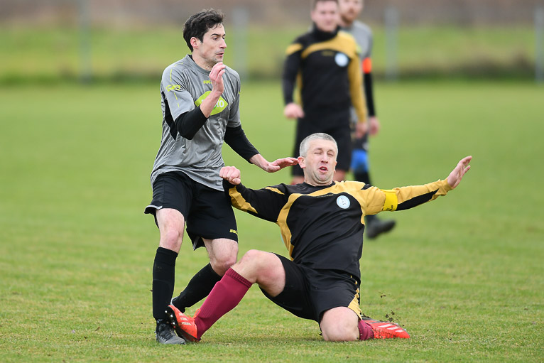 Mecz na szczycie dla Zrywu! (FOTO)