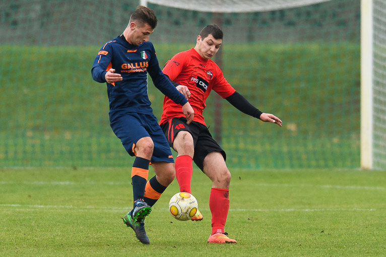 Bez niespodzianki w Prochowicach (FOTO)