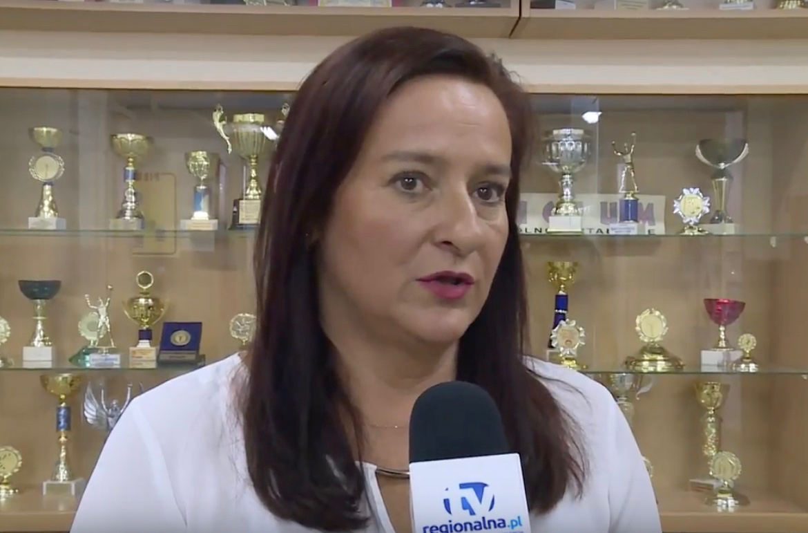 Nie musicie być mądrzy – dyrektorka publicznie do swoich uczniów