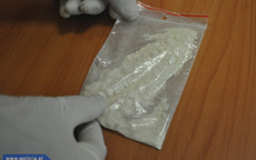 Kierowca bez prawka, pasażer z amfetaminą